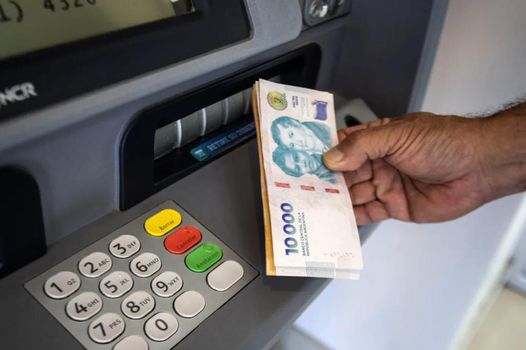 Los bancos de Salta no adhieren al paro y la atención es normal