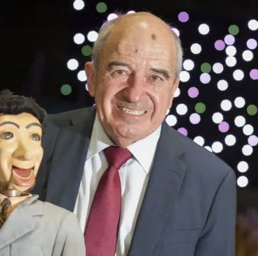 Indignante: Germán Rallé, cobra 5 millones y su primer proyecto fue “Homenajear al Muñeco Pepito”