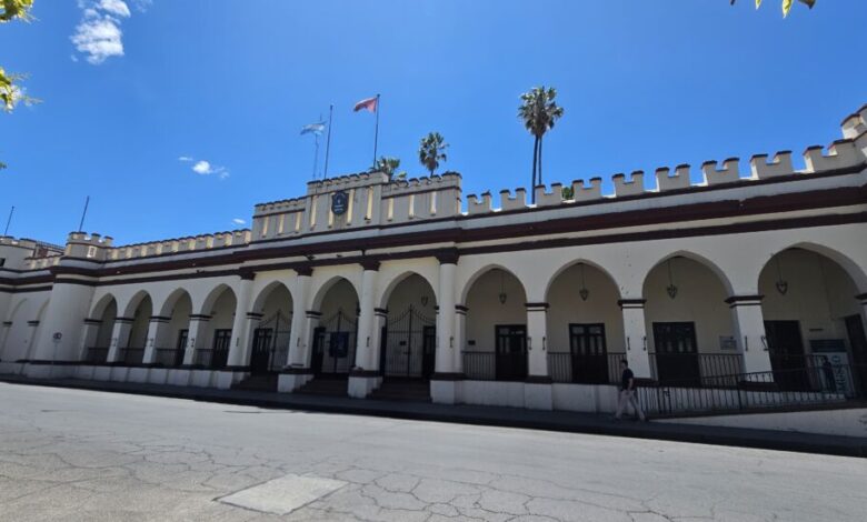 Apartan a dos efectivos policiales por supuesta comercialización de estupefacientes